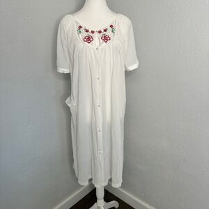 80s embroidered cottagecore nightgown / house dress romantic vintage sleepwear M